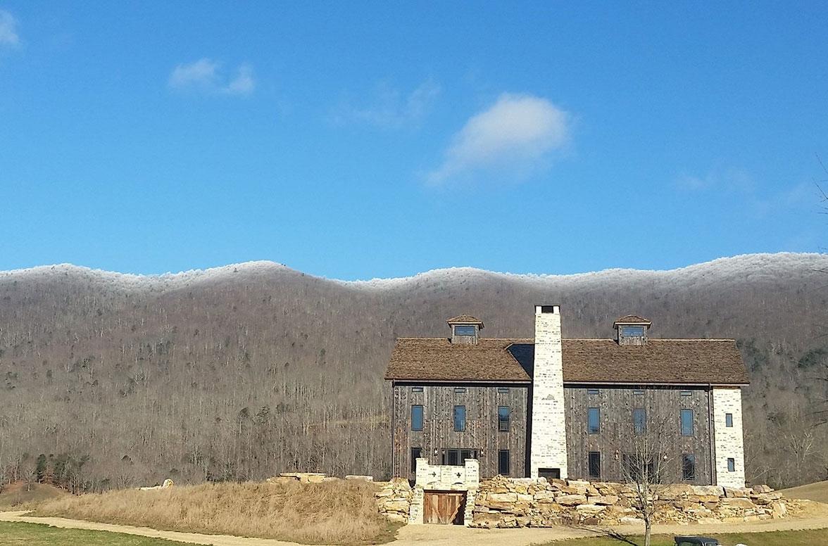 30 Stunning Wedding Venues Across Virginia